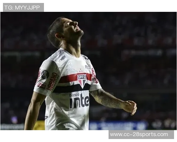 帕托以11亿镑资产初步洽谈收购英乙球队并现场观战